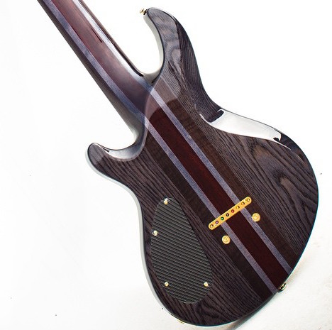 JR608 back