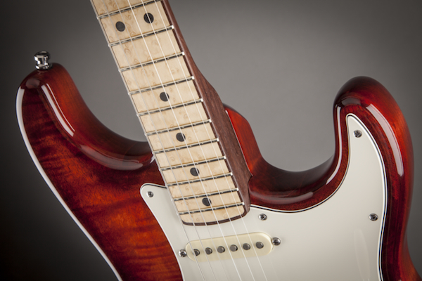 Select Stratocaster HSS Exotic Maple Flame